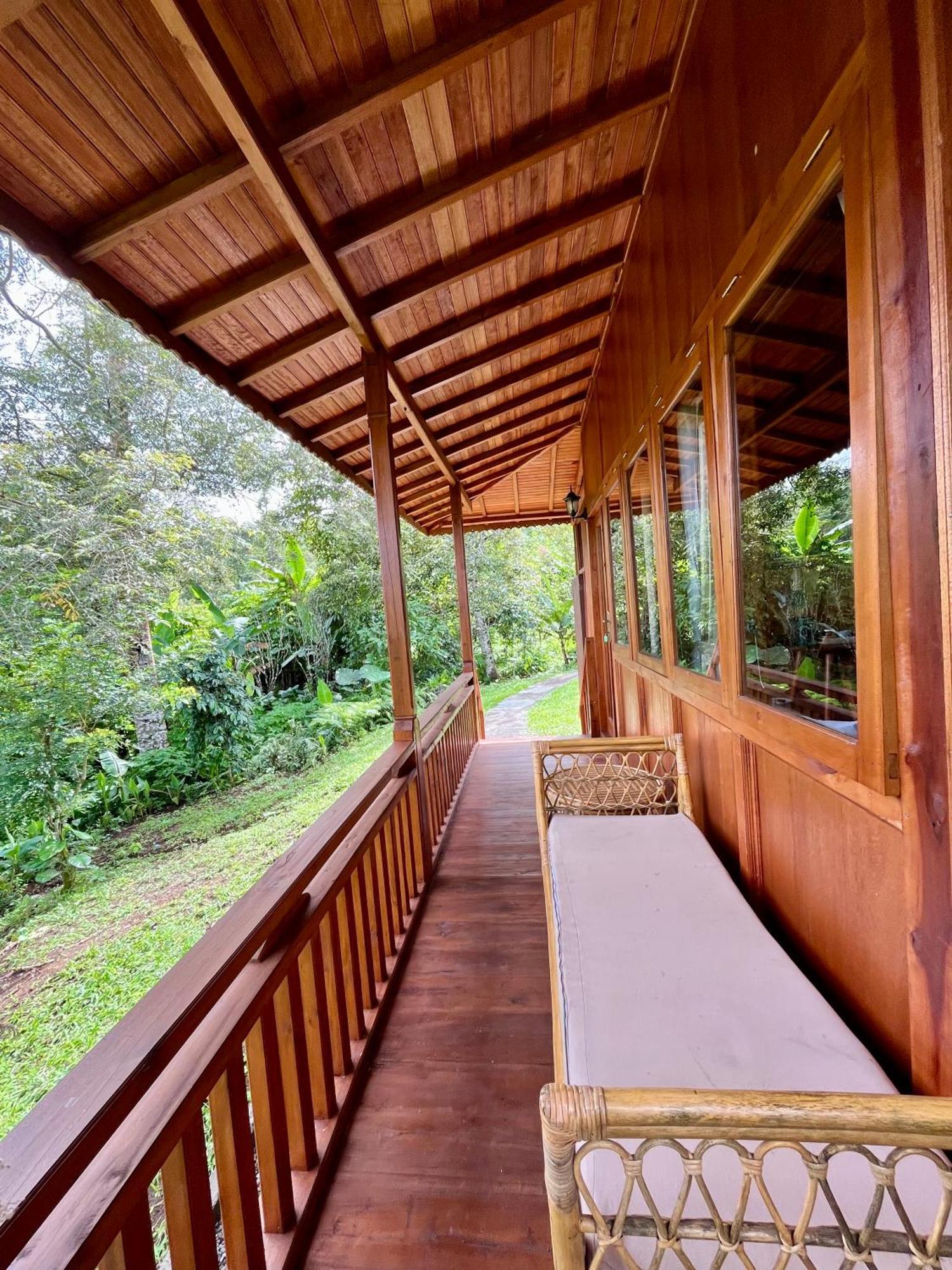 Manigelang Villa Munduk Rum bild